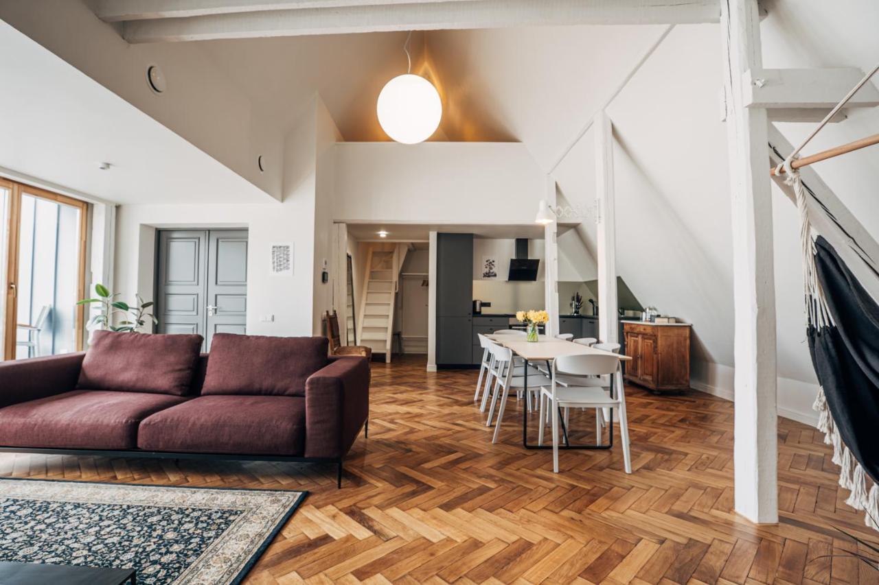 Constantine Apartments Рига Екстериор снимка