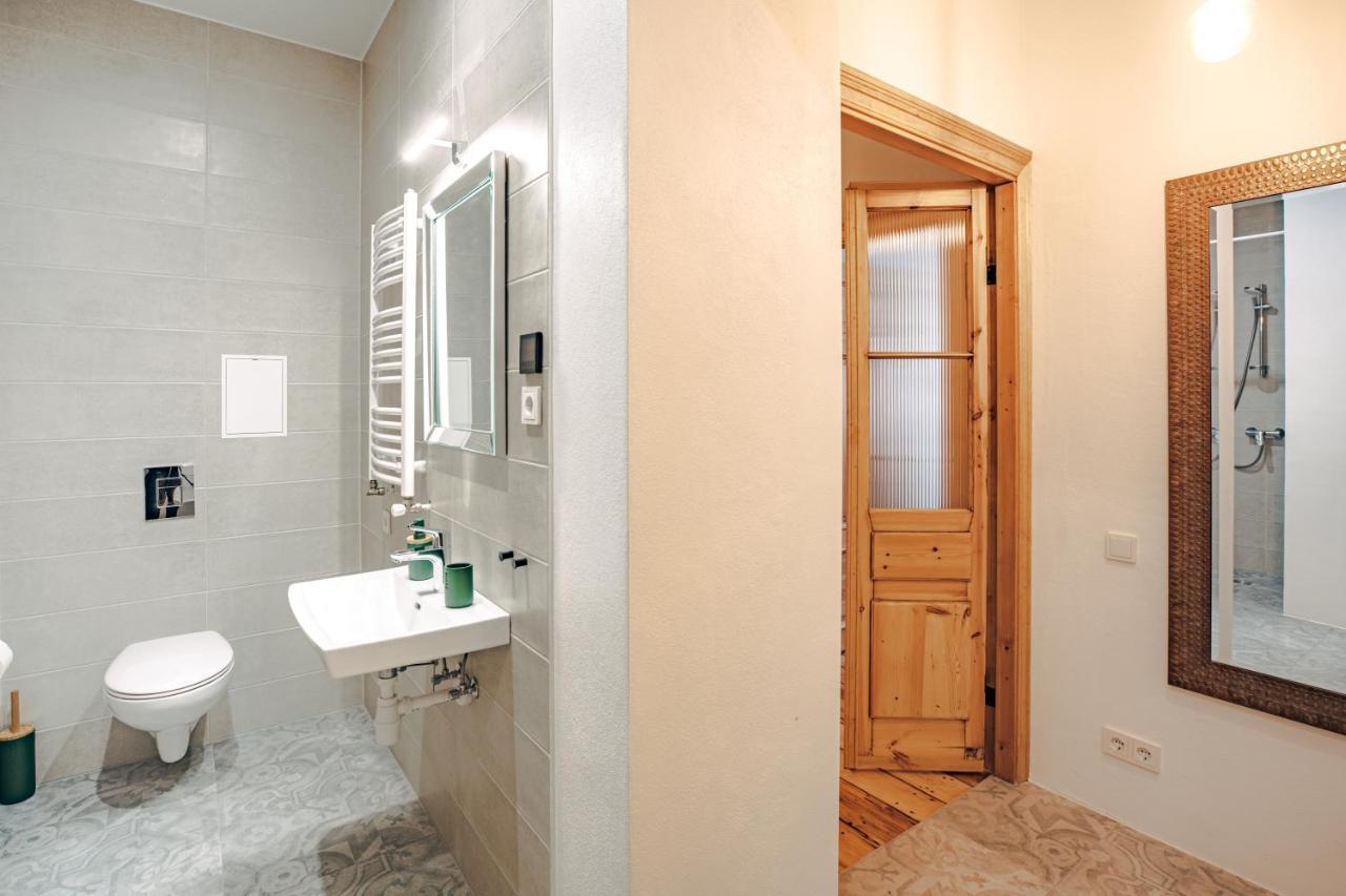 Constantine Apartments Рига Екстериор снимка