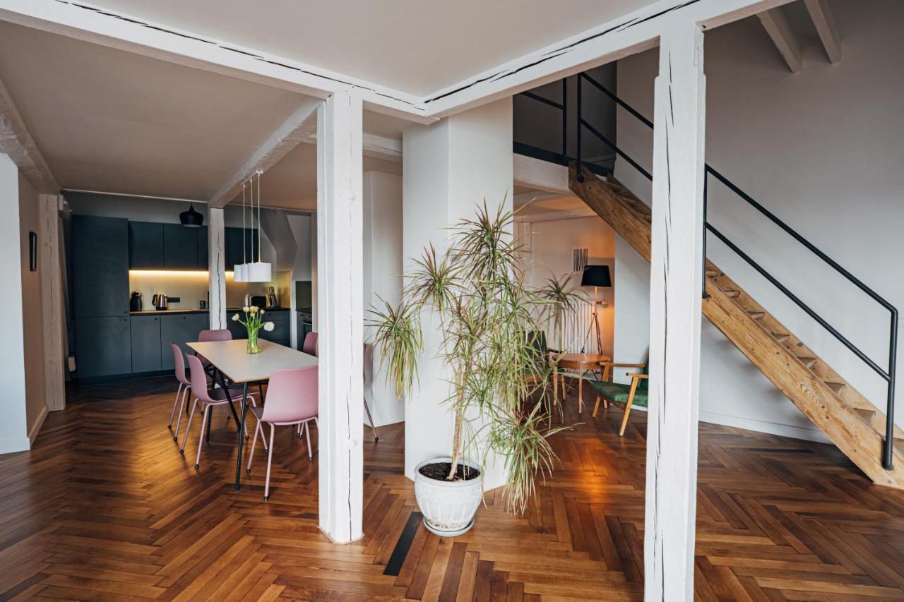 Constantine Apartments Рига Екстериор снимка