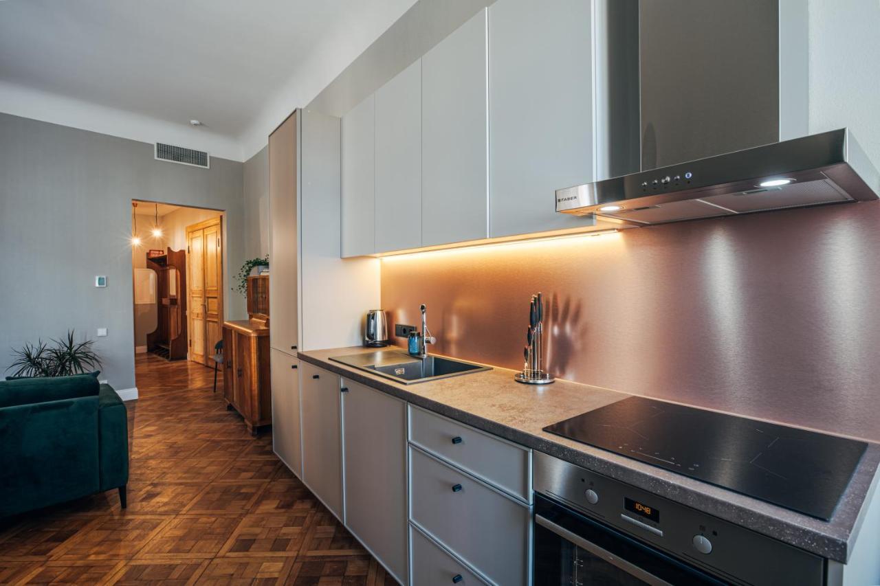 Constantine Apartments Рига Екстериор снимка