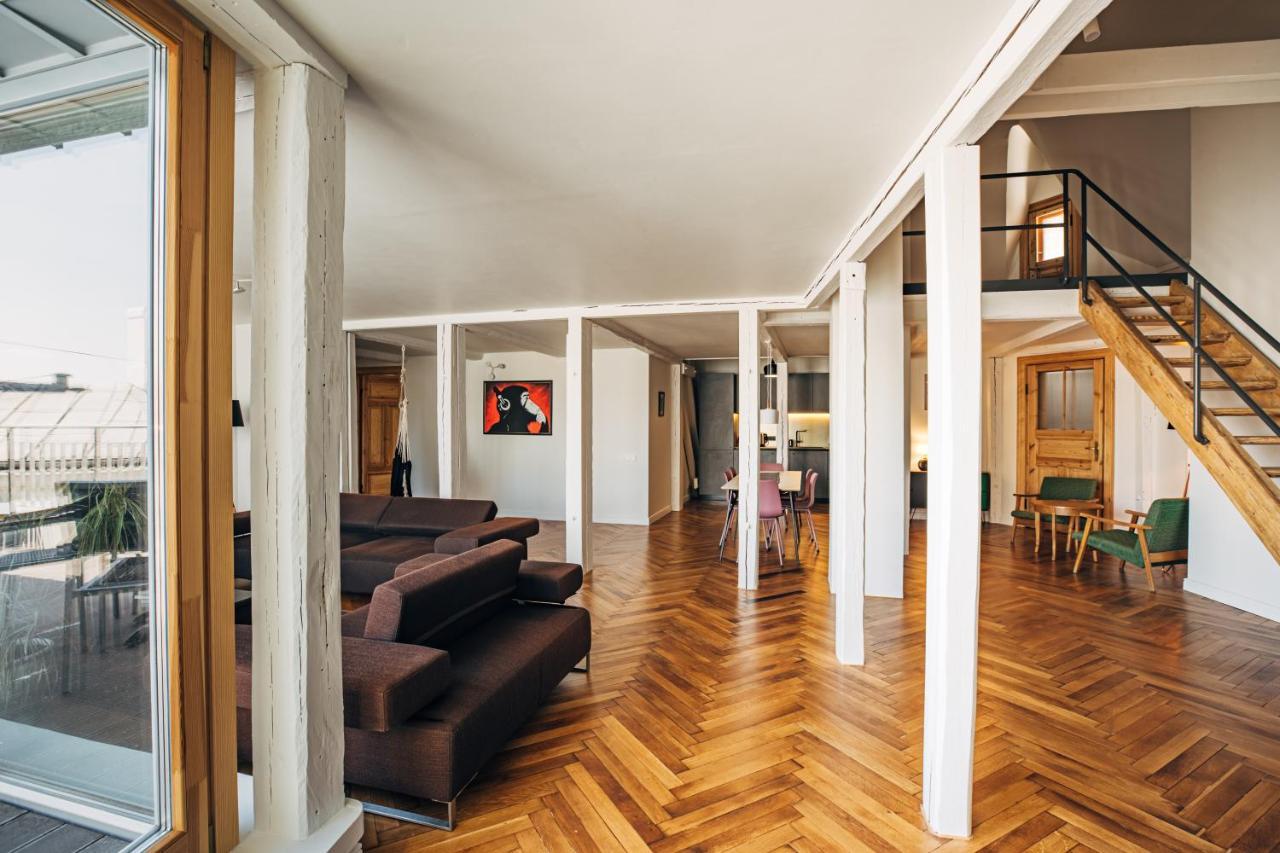 Constantine Apartments Рига Екстериор снимка